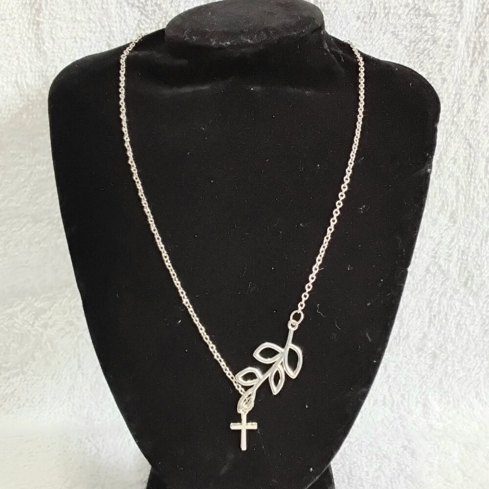 BNWOT 3/$25 Florence Scovel Cross/Olive Branch 17" Chain/Charm Fashion Jewelry!!